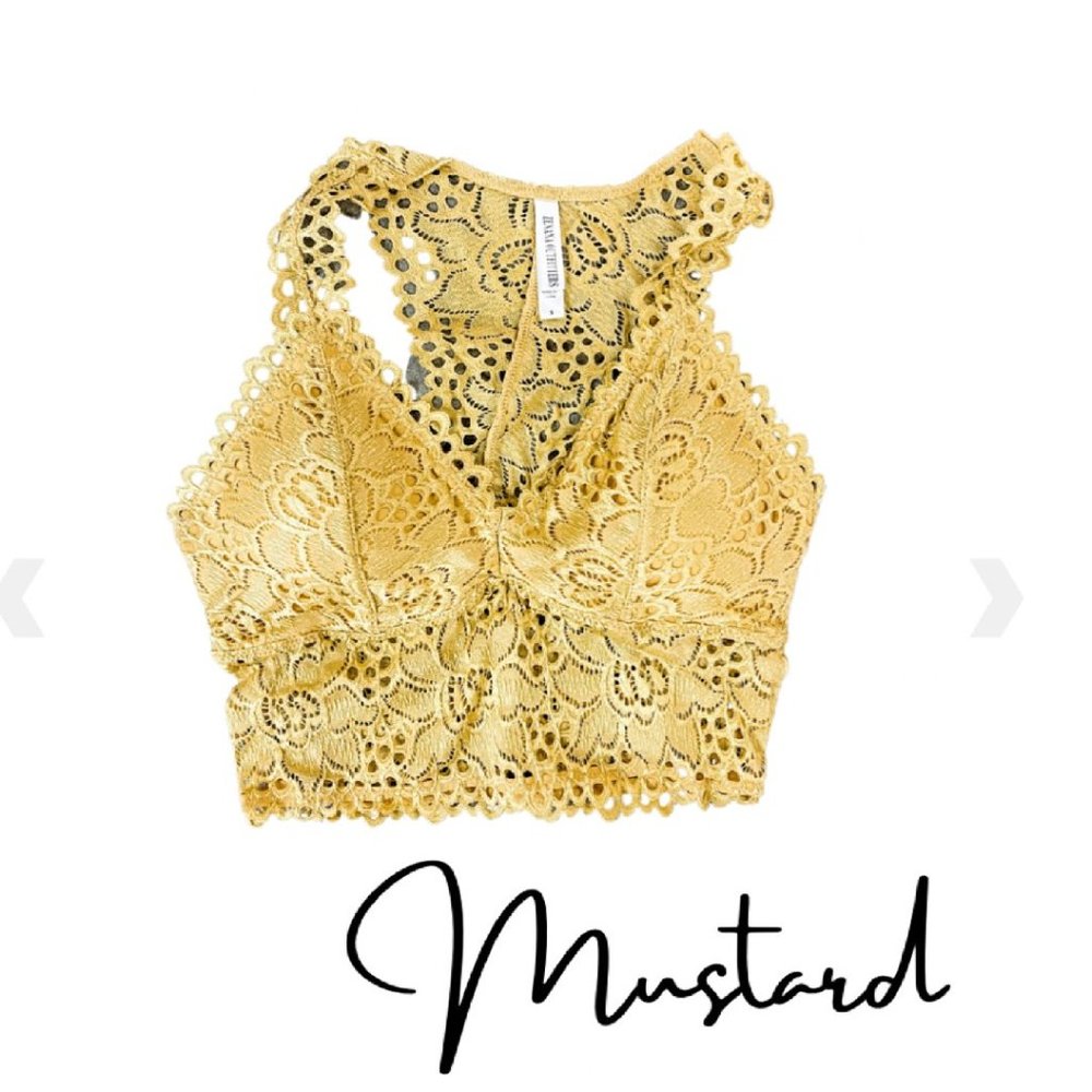Stretch Lace Bralette. This stretch lace bralette with removable pads